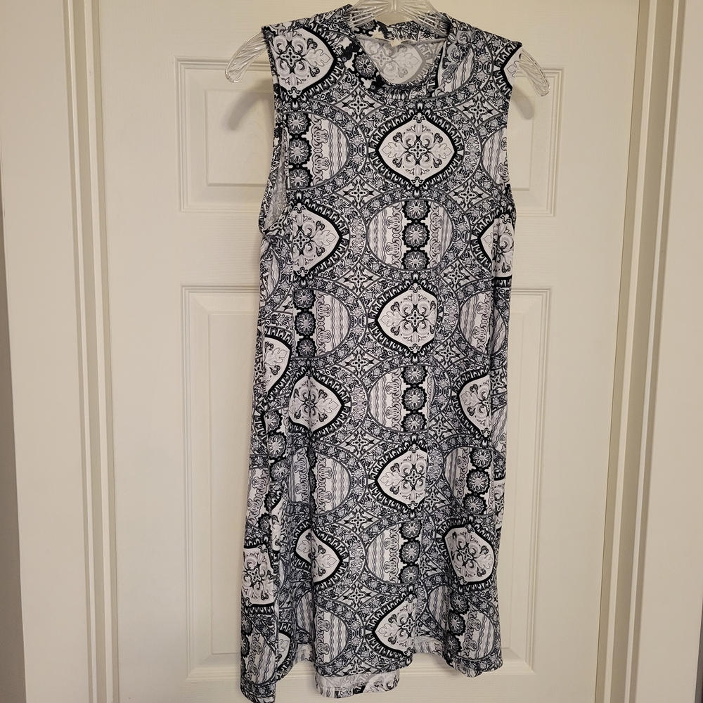 Pink Rose Black and White Geometric Midi Dress